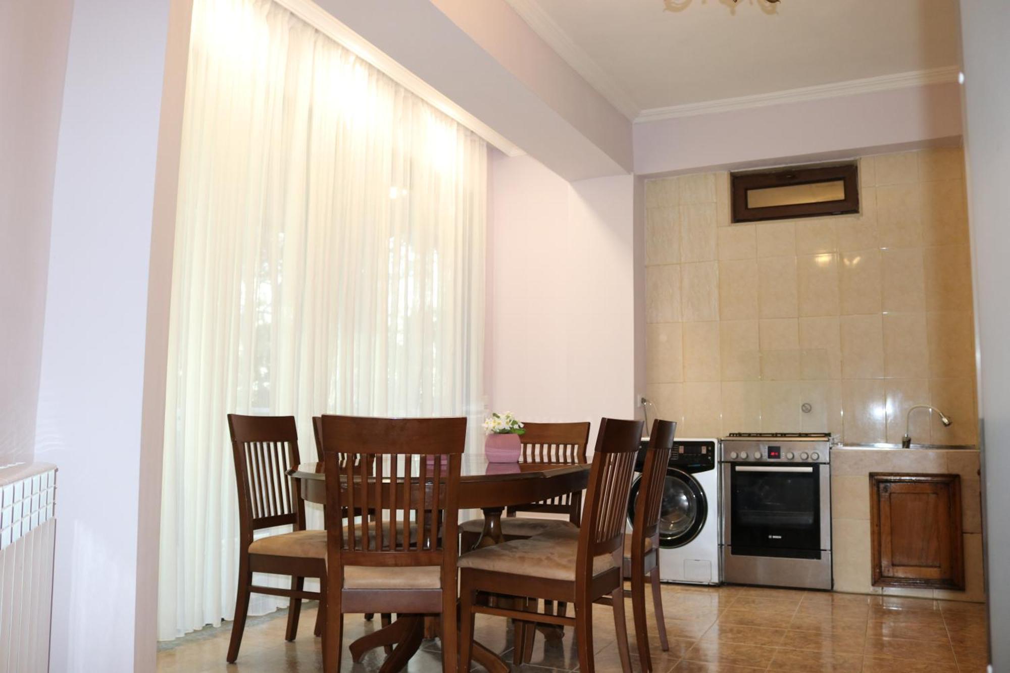 Apartment Near The Sea 1 Kobuleti Ngoại thất bức ảnh